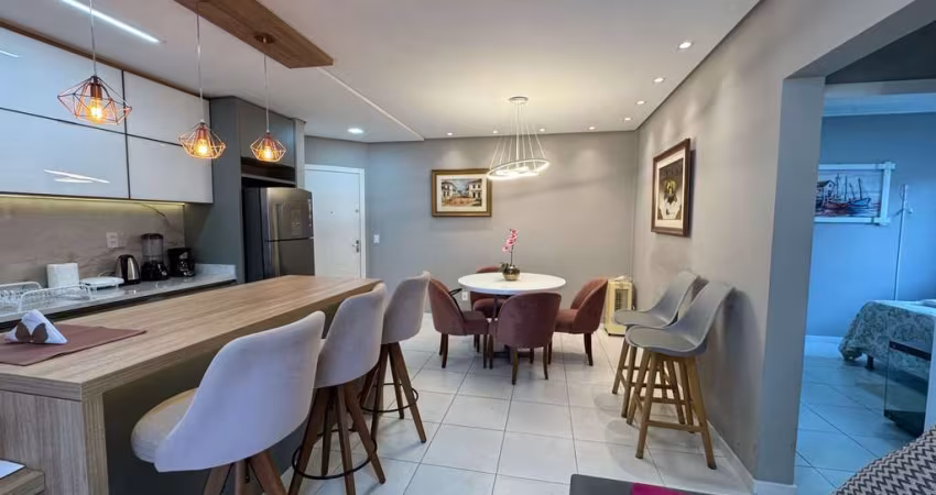 Apartamento - Padrão, para Venda em Florianópolis/SC
