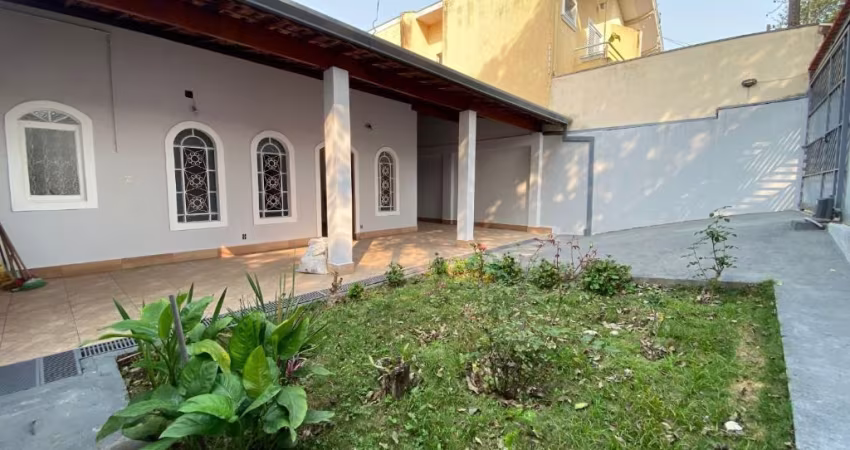 Casa 3 dormitórios Satélite, lote inteiro
