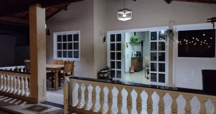 Casa Térrea 2 dormitórios - Jardim São Vicente/SJC