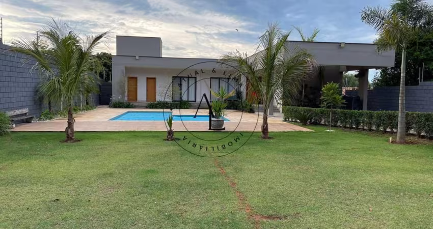 Chácara dos Sonhos: Rancho com Piscina, Suíte, Lavabo, Lavanderia e Área Gourmet em 1000 m²