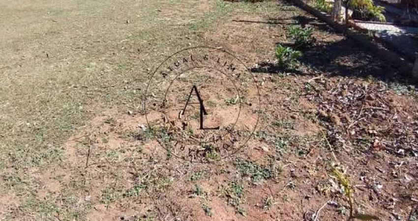 Terreno Amplo no Parque Xangrilá: Oportunidade para Construir o Seu Sonho!