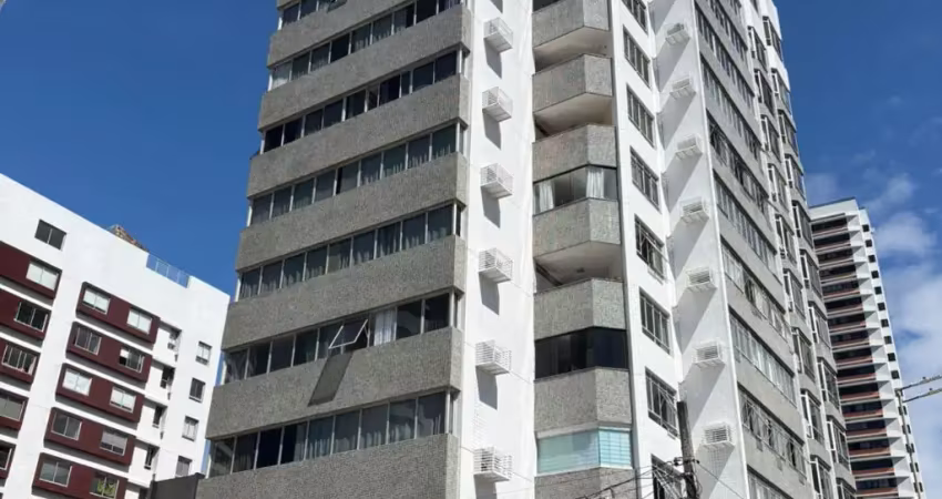 Apartamento na rua setúbal 158m -3 quartos -totalmente nascente