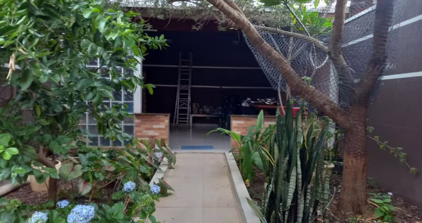 Vila Industrial - Ótimo Sobrado - 120,90 área cosntruída