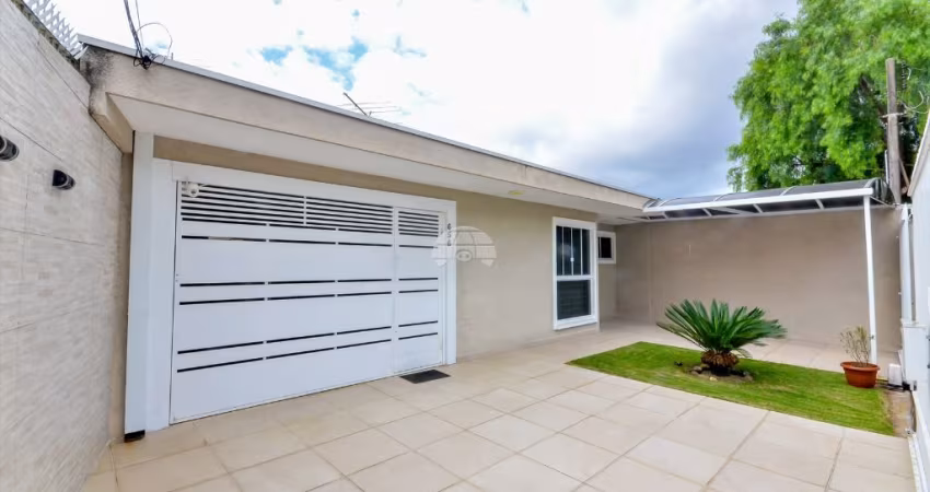 Casa Térrea Reformada à Venda | Capão Raso – Curitiba/PR