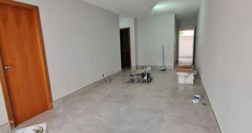 Jaudy Gestão Vende: Casa Cond. Rio São Lourenço I Linda e Reformada!