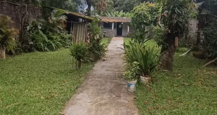 DR Excelente sítio com 1.728 m² - Taquara - Duque de Caxias /RJ