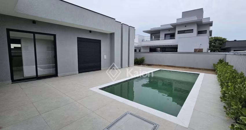 Casa à venda no Condomínio Portal dos Bandeirantes na cidade de Salto/SP