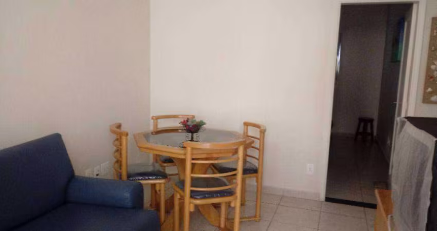 Apartamento com 2 dormitórios à venda, 54 m² por R$ 300.000,00 - Itararé - São Vicente/SP