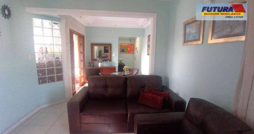 Apartamento com 3 dormitórios à venda, 77 m² por R$ 450.000,00 - Boa Vista - São Vicente/SP