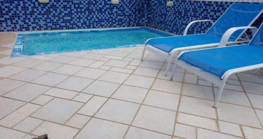 Cobertura com 3 dormitórios à venda, 165 m² por R$ 900.000,00 - Itararé - São Vicente/SP
