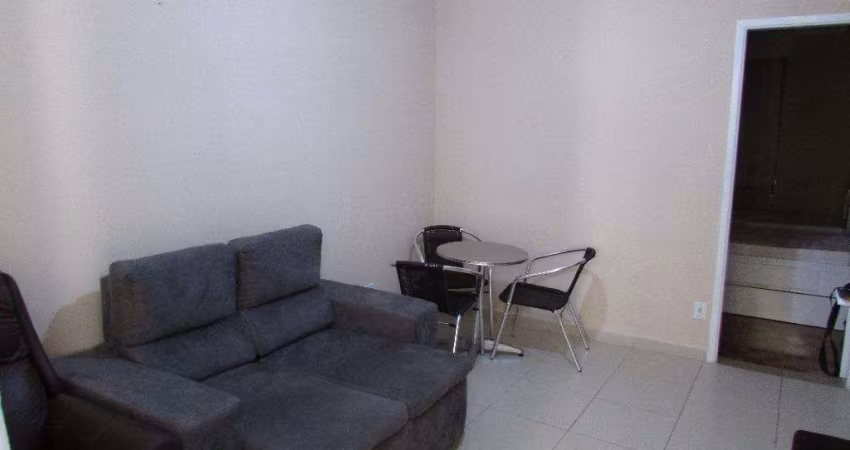 Apartamento com 2 dormitórios à venda, 65 m² por R$ 300.000,00 - Itararé - São Vicente/SP