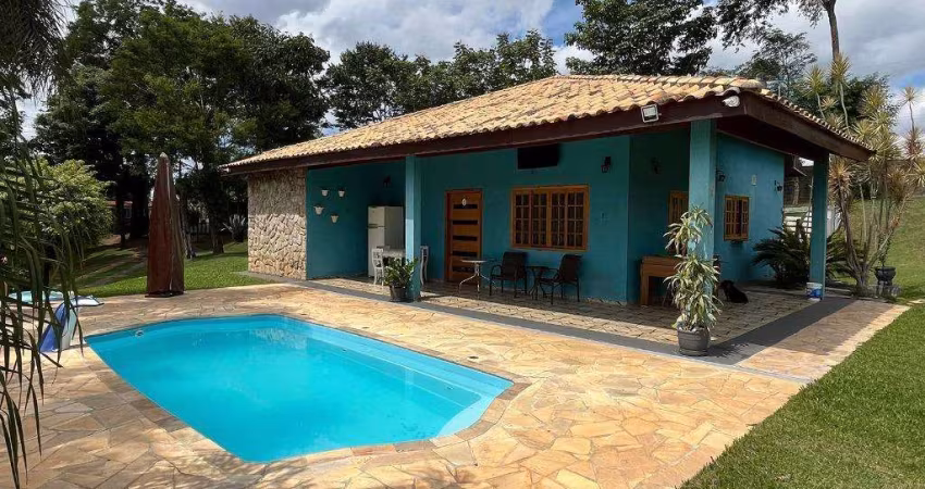 Sítio à venda em Jundiaí, Traviú, com 9 quartos, com 48000 m²