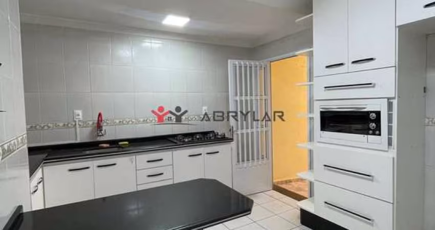 Casa à venda em Jundiaí, Parque Residencial Eloy Chaves, com 4 quartos, com 130 m²