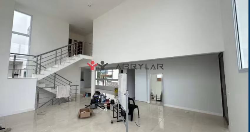 Sobrado para alugar em Jundiaí, Condomínio Reserva da Serra, com 4 suítes, com 317 m²