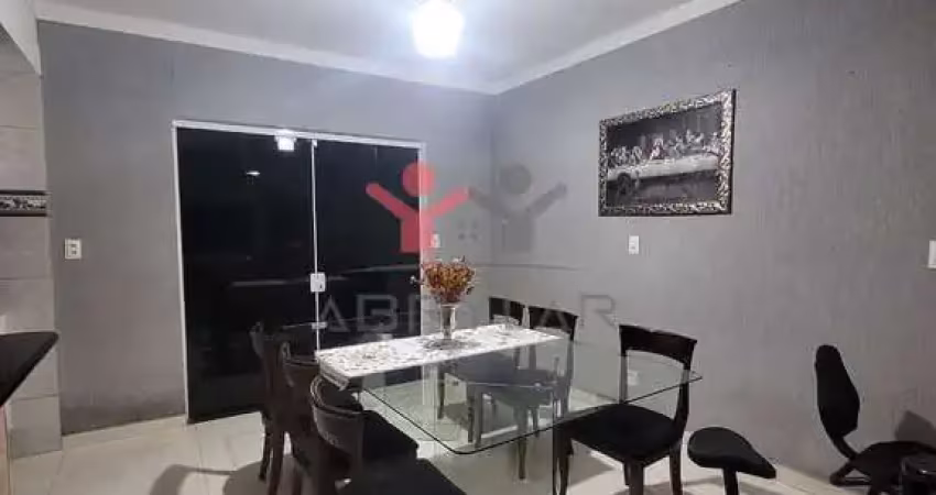 Casa com 3 quartos à venda na Rua Cinco, Jardim Santa Fé, Jundiaí