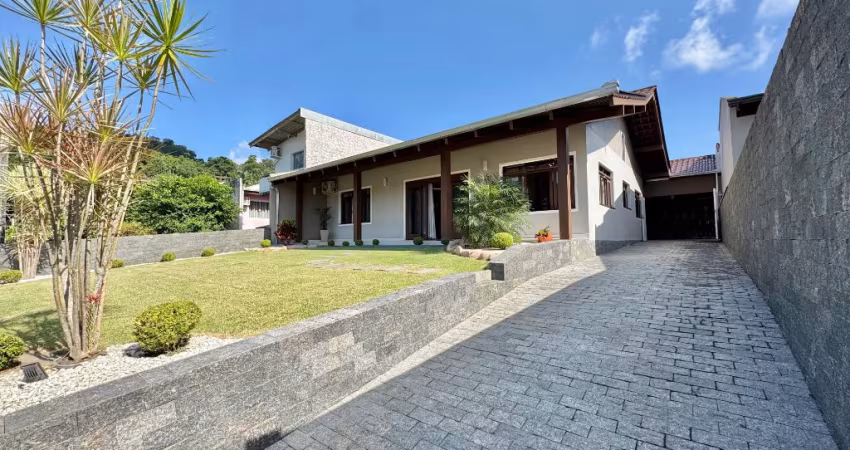 Linda casa térrea esperando por sua família!