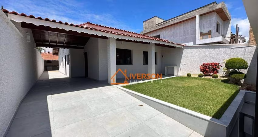 Casa Alto Padrão 3 Dormitórios em Peruíbe