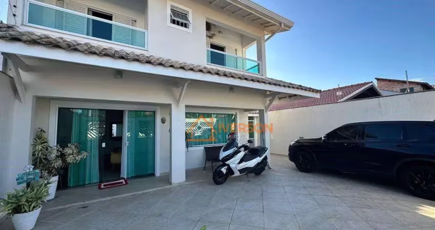 Casa com 4 quartos à venda na Avenida Governador Mário Covas Júnior, 2111, Jardim Barra de Jangadas, Peruíbe
