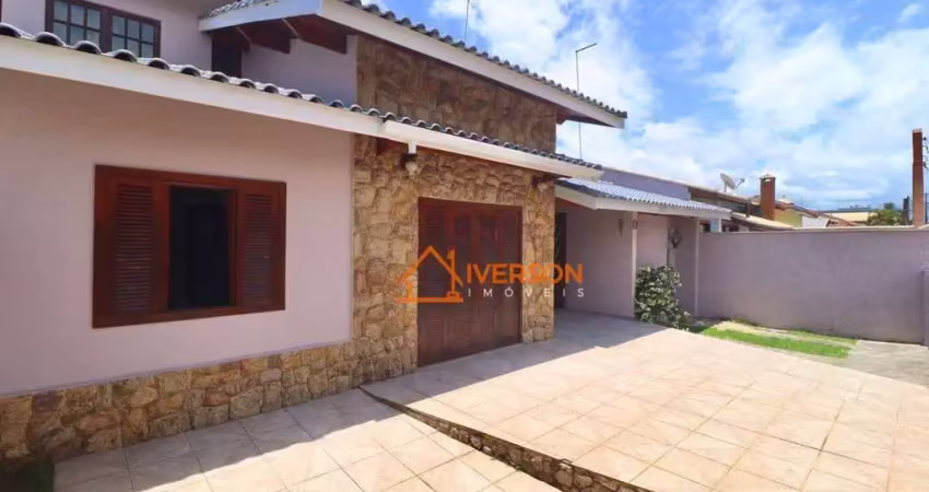 Casa com 3 quartos para alugar na Avenida Padre Anchieta, 2927, Balneario Sambura, Peruíbe