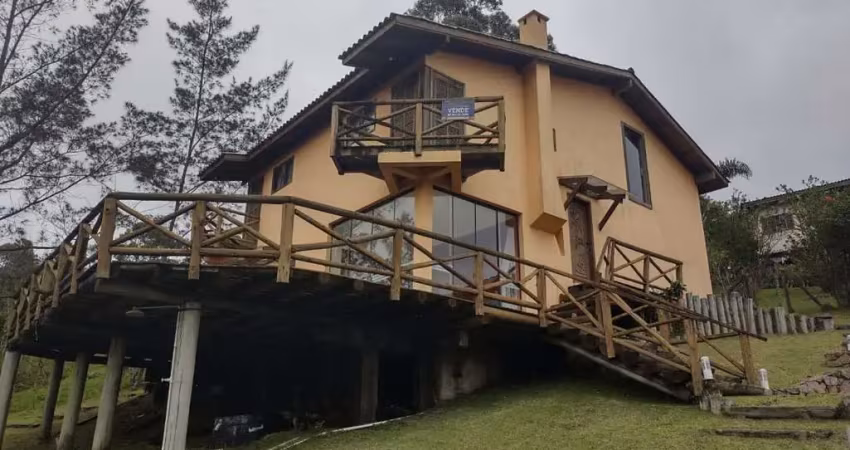 Sobrado Padrão para Venda em Praia da Ferrugem Garopaba-SC