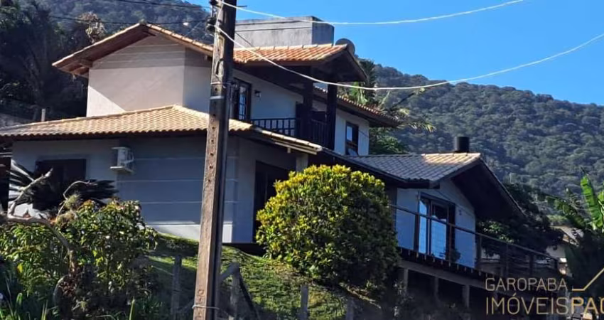 Casa à venda no bairro COSTA DO MACACU - Garopaba/SC