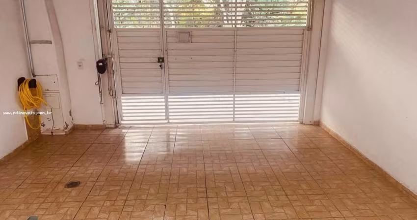 Casa / Sobrado para Venda em Mogi das Cruzes, Jardim Rubi, 3 dormitórios, 1 suíte, 2 banheiros, 2 vagas