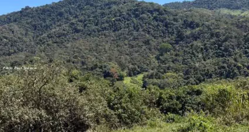 Terreno à venda na Estrada da Granada, SN, Papucaia, Cachoeiras de Macacu