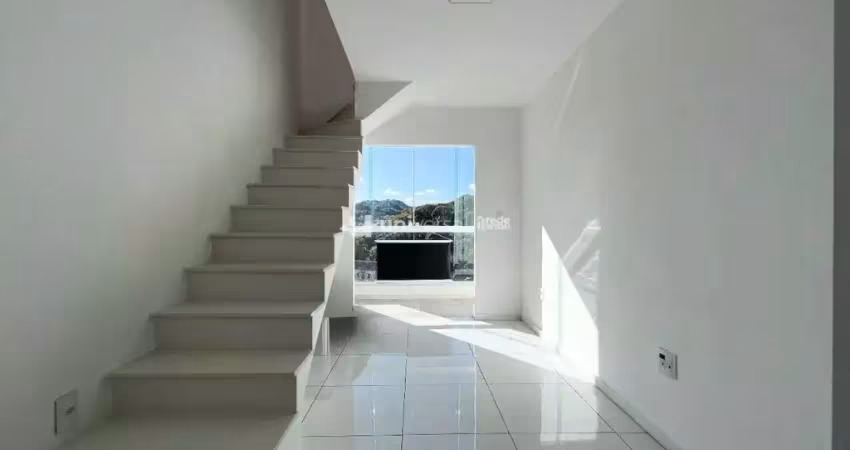 Cobertura duplex com vista para o museu mariano procópio por r$360.000