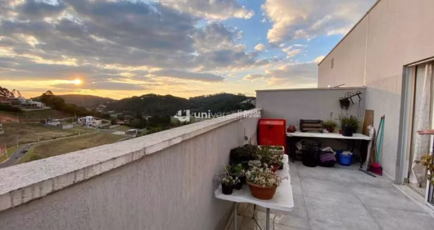 Cobertura reformada com vista definitiva – conforto, estilo e exclusividade em um só lugar