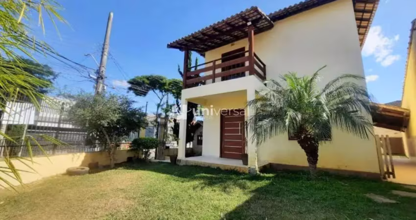 Casa duplex incrível com área gourmet e quadra – condomínio fechado