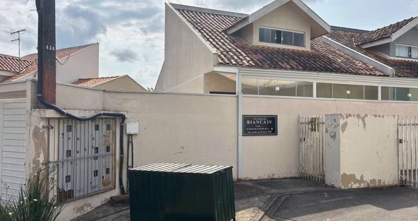 Casa para Venda em Colombo, Roça Grande, 3 dormitórios, 2 banheiros, 3 vagas