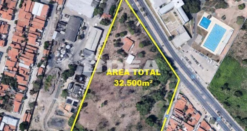Espetacular terreno, próximo a Avenida Godofredo Maciel