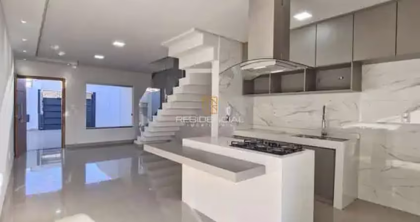 Casa com 3 quartos à venda na Rua Janot Viana da Silva, 155, Santa Marta, Divinópolis
