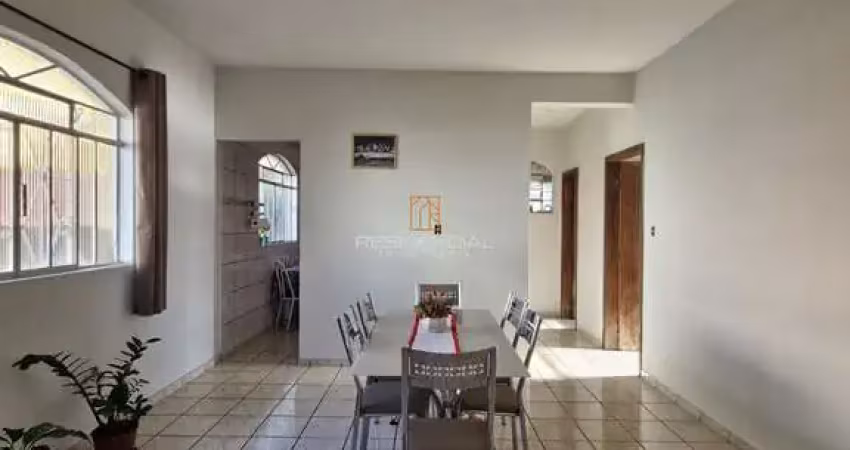 Casa com 3 quartos à venda na Rua Francisco Gontijo Fonseca, 669, Bom Pastor, Divinópolis