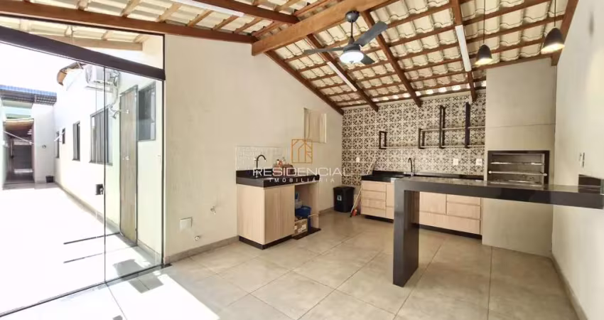 Casa com 3 quartos à venda na Avenida Vênus, 446, Vila Romana, Divinópolis