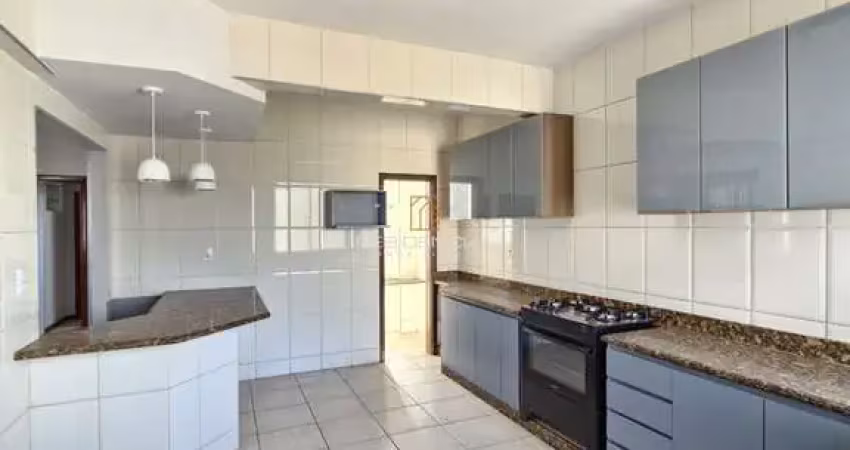 Cobertura com 5 quartos à venda na Rua Piauí, 1200, Santo Antônio, Divinópolis