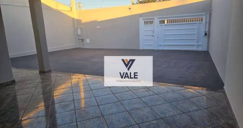 Casa com 3 dormitórios à venda, 200 m² por R$ 430.000,00 - Ipanema - Araçatuba/SP