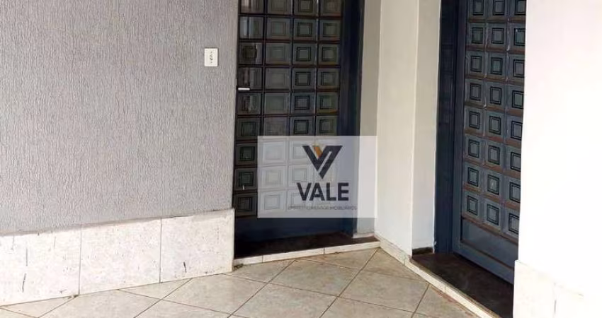 Casa com 3 dormitórios para alugar, 259 m² por R$ 1.808/mês - Higienópolis - Araçatuba/SP