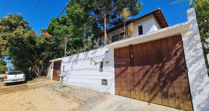 Casa mobiliada com 04 quartos á 700 metros da praia em Porto Seguro!