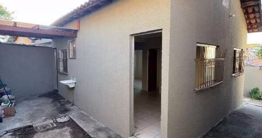 Casa à venda no bairro São Pedro - Esmeraldas