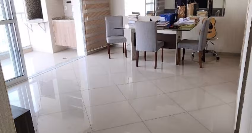 Lindo apartamento pronto pra morar