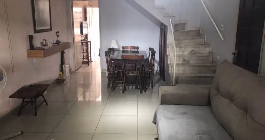 Casa com 3 quartos à venda na Rua Tapiraí, 273, Vila Isolina Mazzei, São Paulo