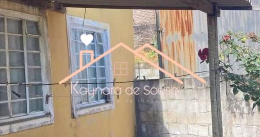 Casa no Colina Verde com lote inteiro!!