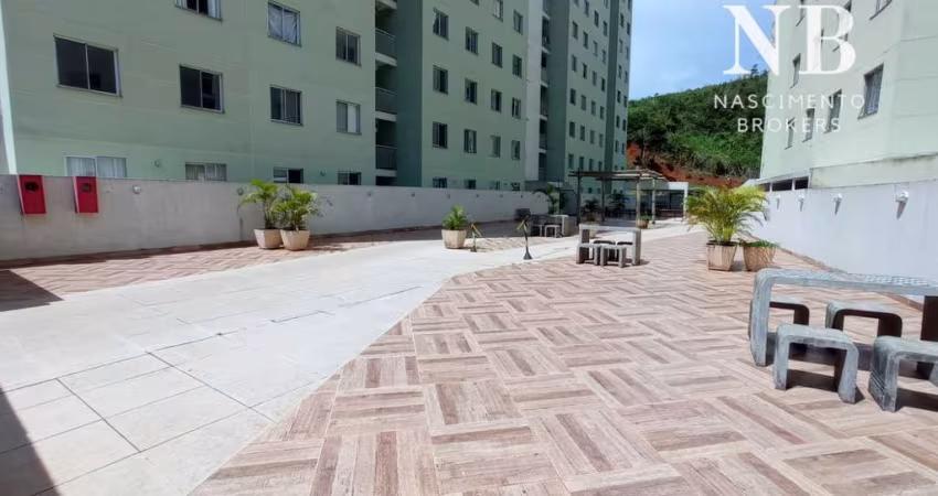 More em um lindo apartamento, todo reformado com ótimo acabamento em um bairro muito tranquilo e muito próximo de comércios