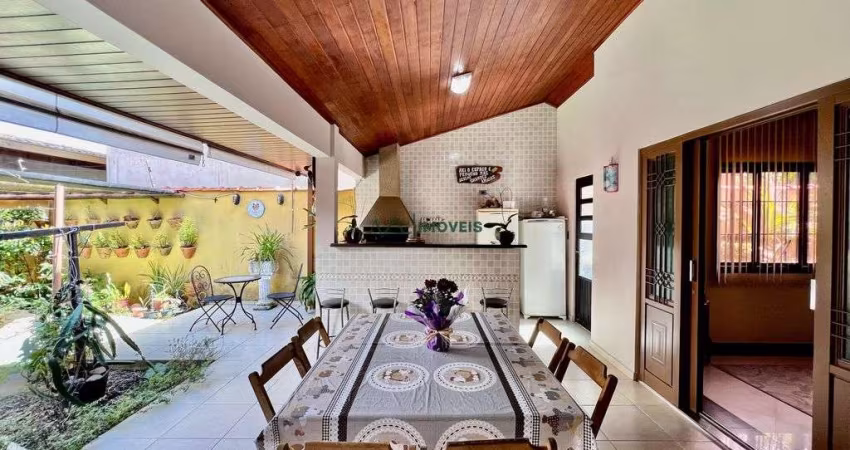 Casa a Venda no Bairro Jd. das Indústrias em São José dos Campos/SP