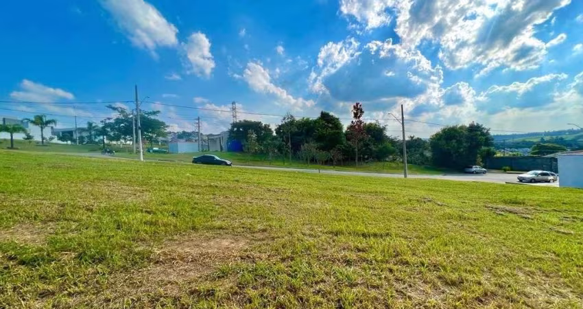 Terreno plano no condomínio Fogaça em Jacareí-SP