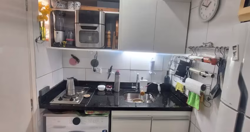 Lindo Kit/Stúdio - Lindo !! Decorado - planejados - Pronto para Morar - Garagem !
