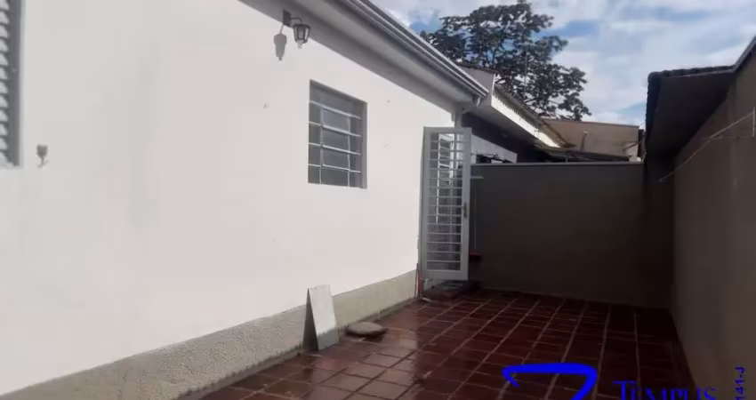 Casa de fundos 01 dorm - 01 garagem coberta - jd aurelia
