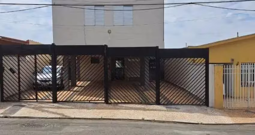 Oportunidade de alugar apto de 2 quartos c/ armários baixo custo na região do aurélia, 2 vagas cobertas.