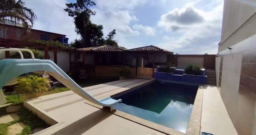 Casa com 4 quartos para alugar no Riviera Fluminense, Macaé 